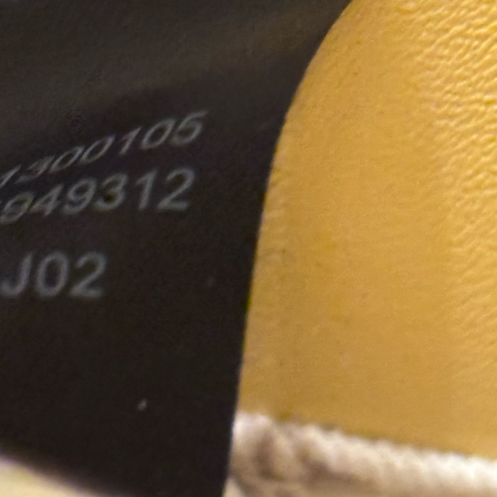 GUESS soft yellow Crossbody Bag with Chain Strap - Picture 4 of 7